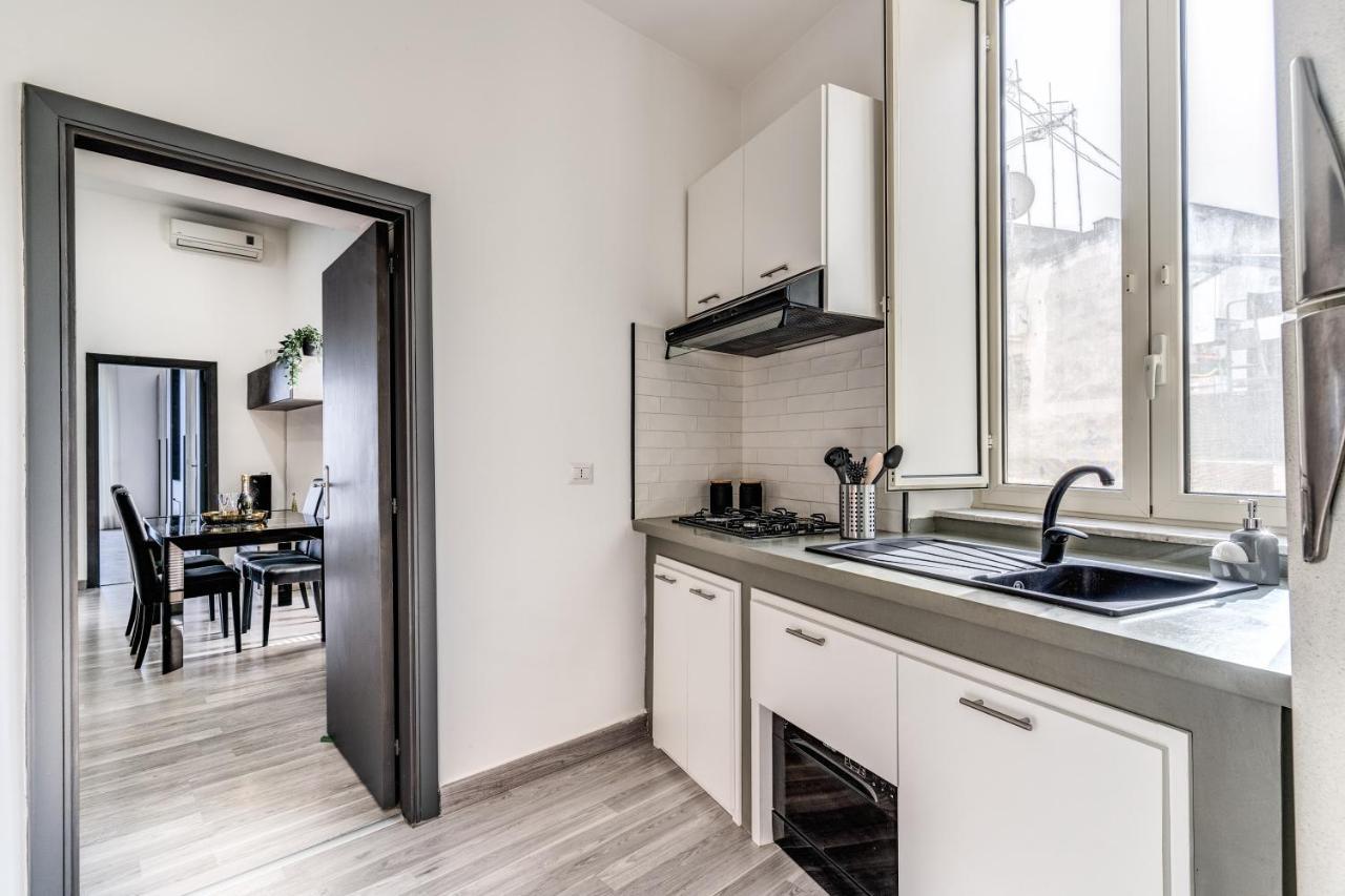 1000 Suites Naples Extérieur photo